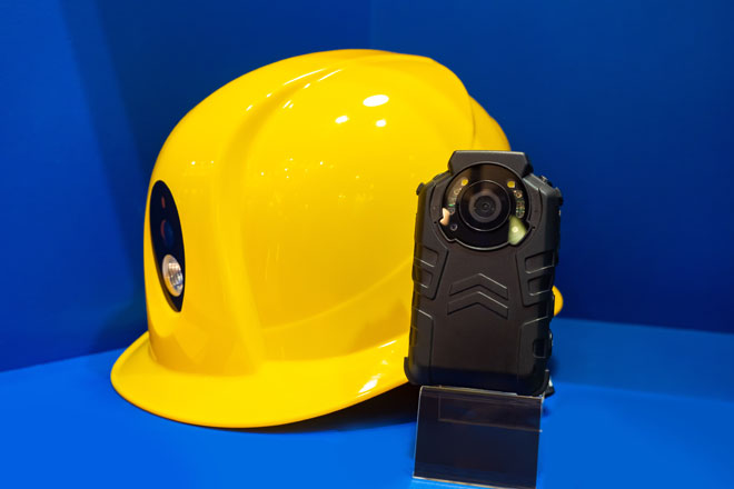 建設業でウェアラブルカメラはどのように活用されているか